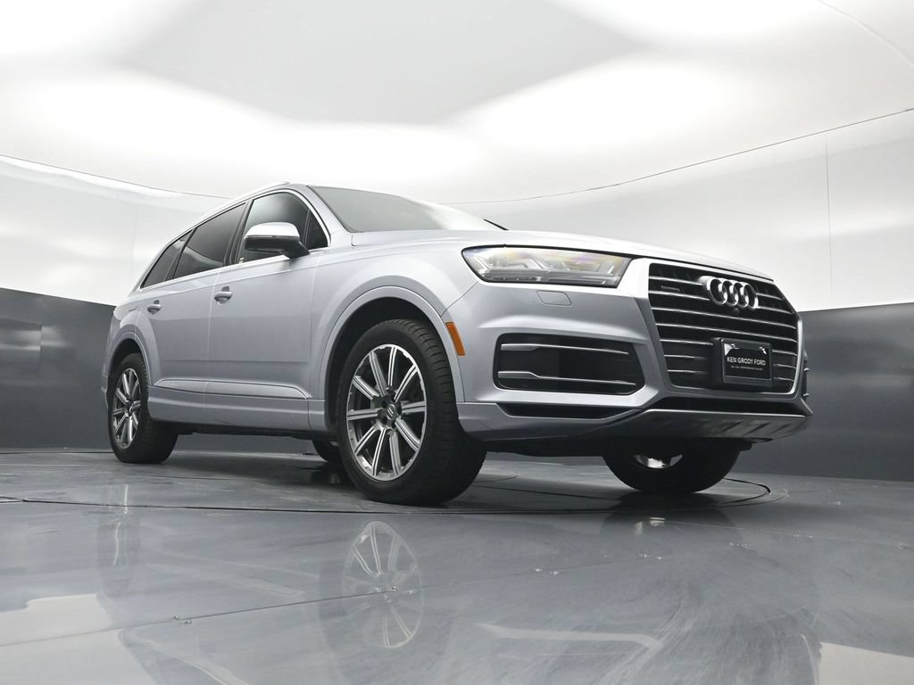 Used 2017 Audi Q7 3.0T Premium Plus w/ Premium Plus Package AWD/4WD image 50
