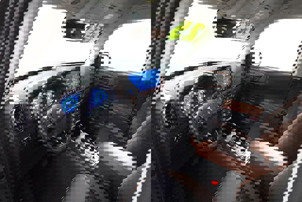 Certified 2025 Ford Bronco Sport Outer Banks w/ Outer Banks Tech Package+ image 13