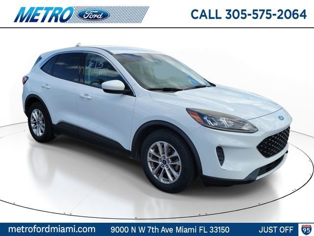 Certified 2020 Ford Escape SE image 4