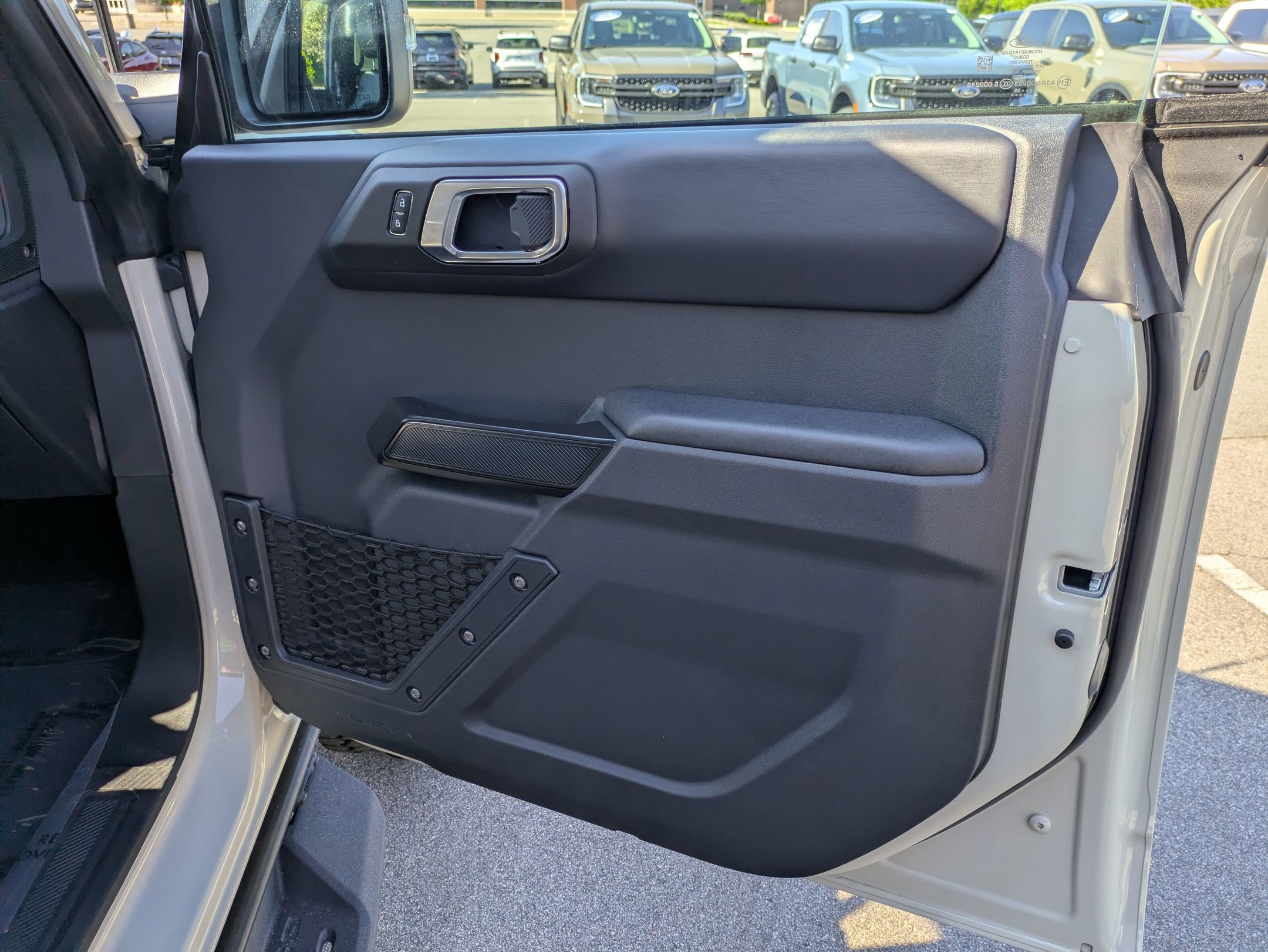 Certified 2025 Ford Bronco Badlands AWD/4WD image 41