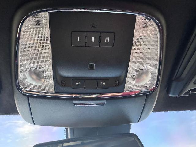 Used 2023 Dodge Charger Scat Pack RWD image 25