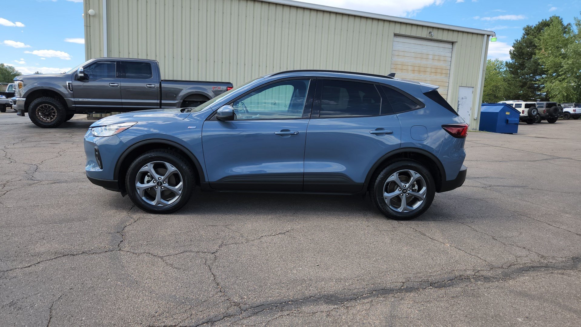 Certified 2025 Ford Escape ST-Line Select AWD/4WD image 6