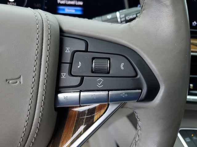 Used 2023 Cadillac Escalade Premium Luxury Platinum image 23