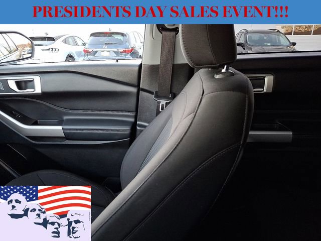 Certified 2022 Ford Explorer XLT w/ Class IV Trailer Tow Package image 17