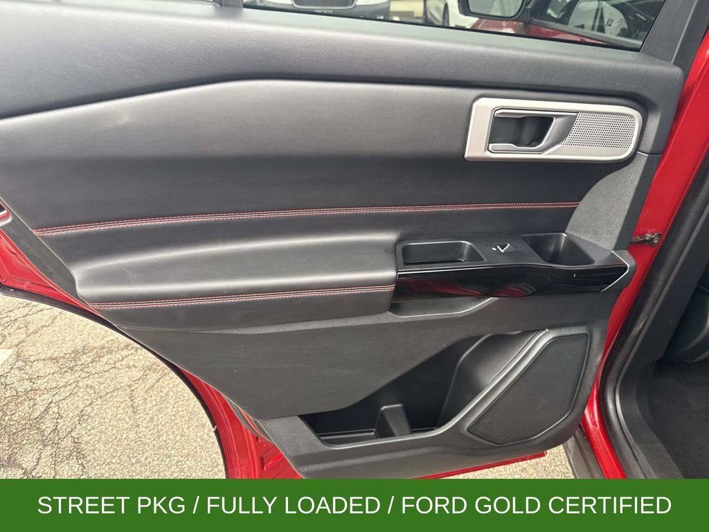 Certified 2024 Ford Explorer ST-Line w/ Class IV Trailer Tow Package image 18