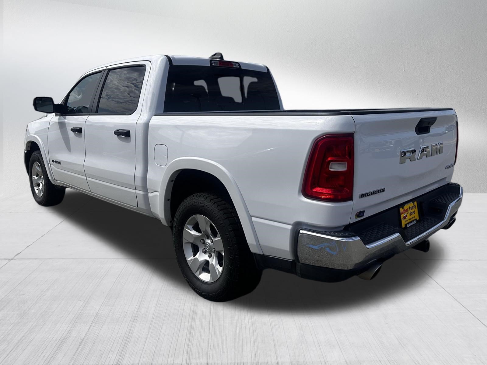 Used 2025 RAM 1500 Big Horn AWD/4WD image 5