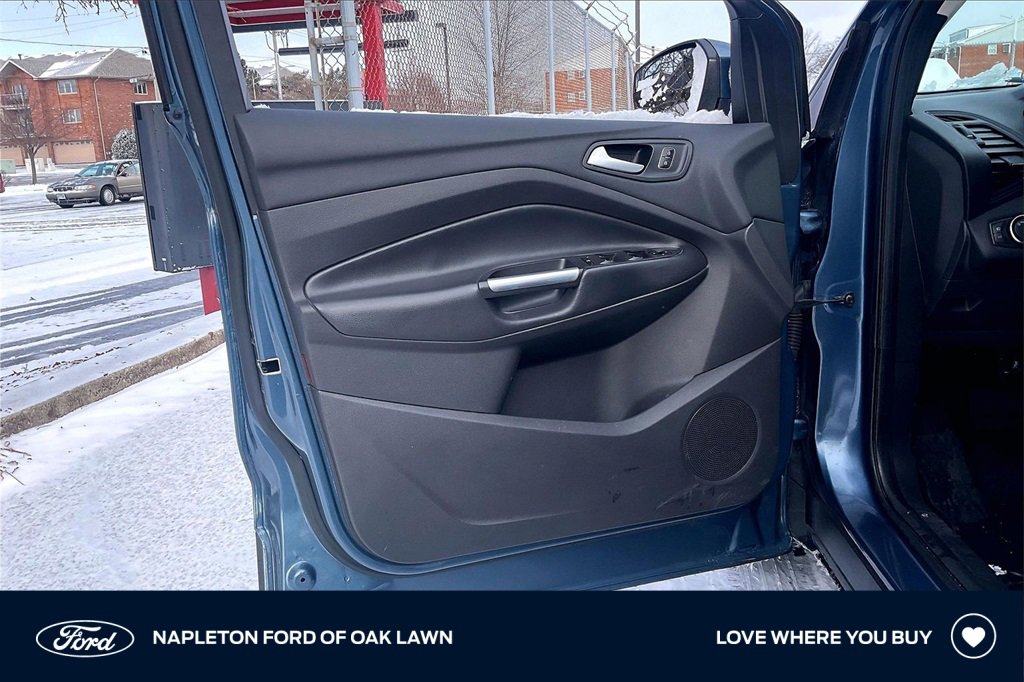 Certified 2018 Ford Escape SE image 20