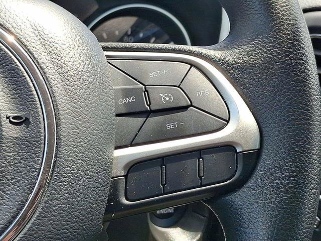 Used 2018 Jeep Compass Sport w/ Tech Group AWD/4WD image 18