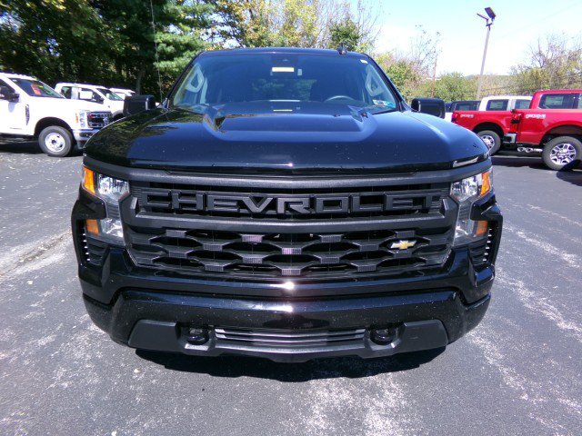 Used 2022 Chevrolet Silverado 1500 Custom AWD/4WD image 3