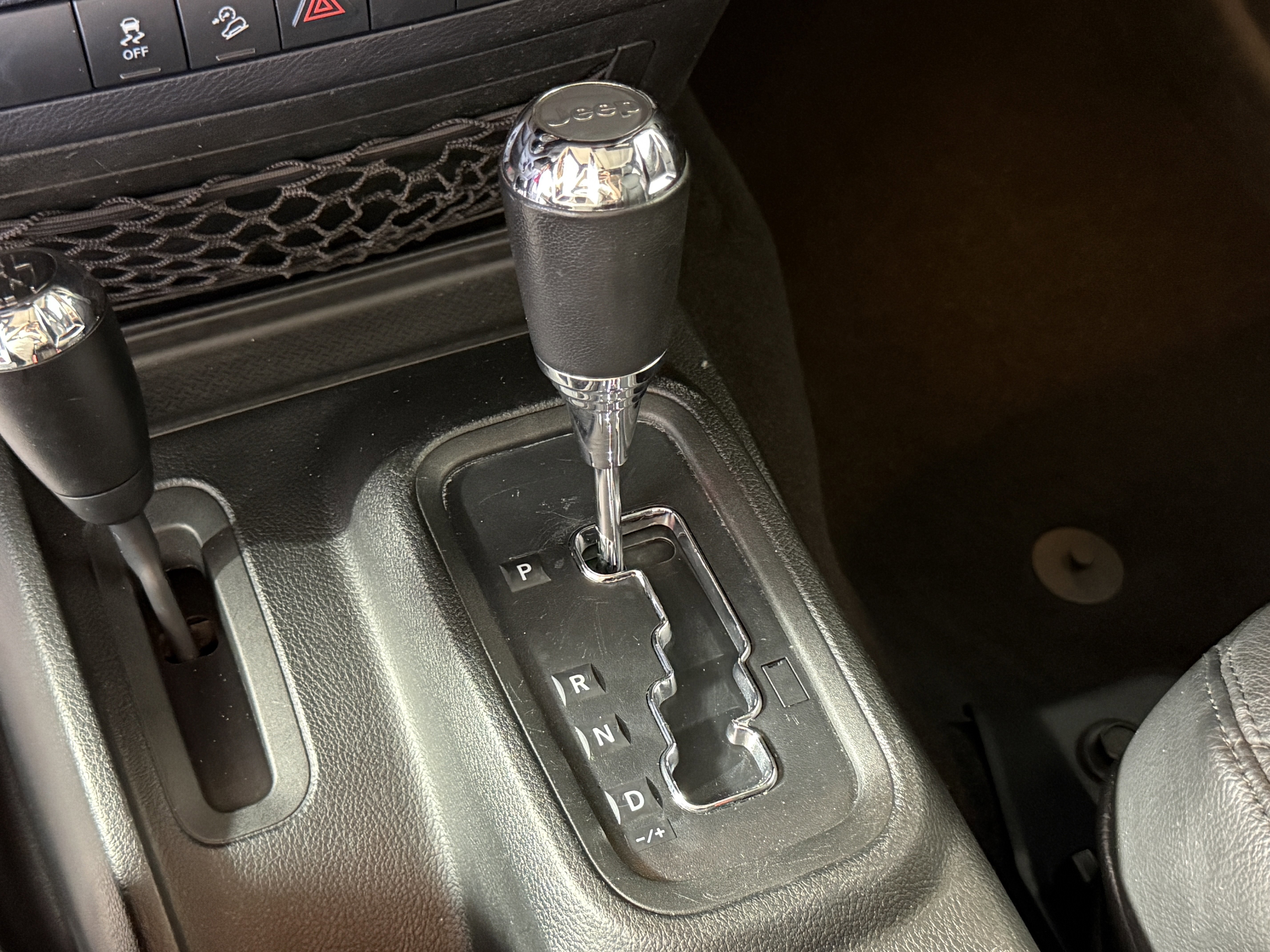 Used 2018 Jeep Wrangler Unlimited Sport S image 24