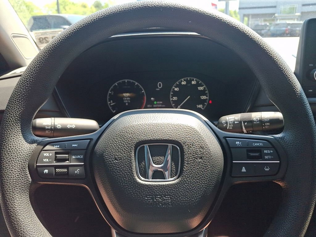 Used 2025 Honda CR-V EX image 19