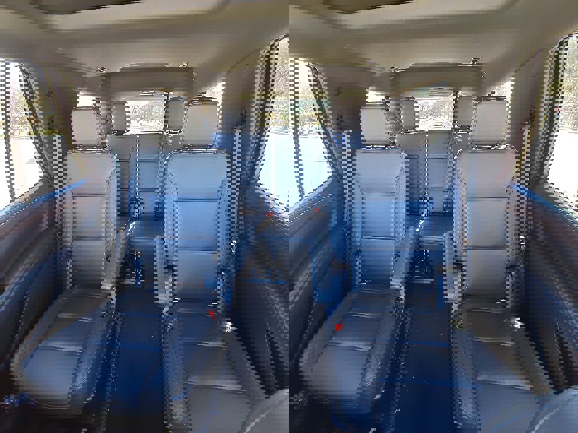 Used 2021 Chevrolet Tahoe Z71 image 22