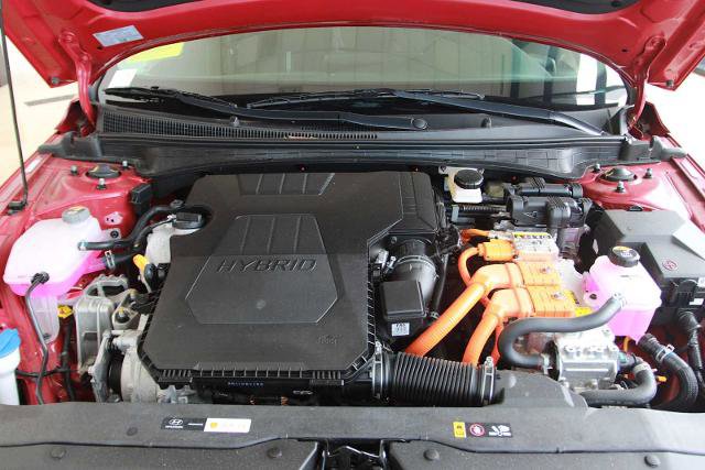 Used 2024 Hyundai Elantra Blue FWD image 7