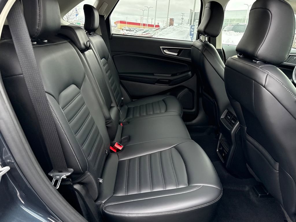 Certified 2024 Ford Edge SEL w/ Convenience Package image 10