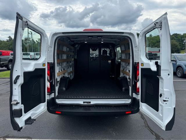 Certified 2025 Ford Transit 250 Low Roof w/ Exterior Upgrade Package RWD image 5