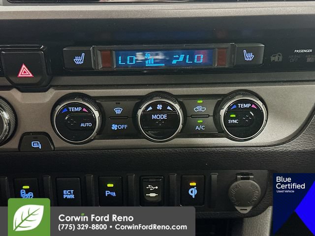 Used 2017 Toyota Tacoma TRD Off-Road AWD/4WD image 19
