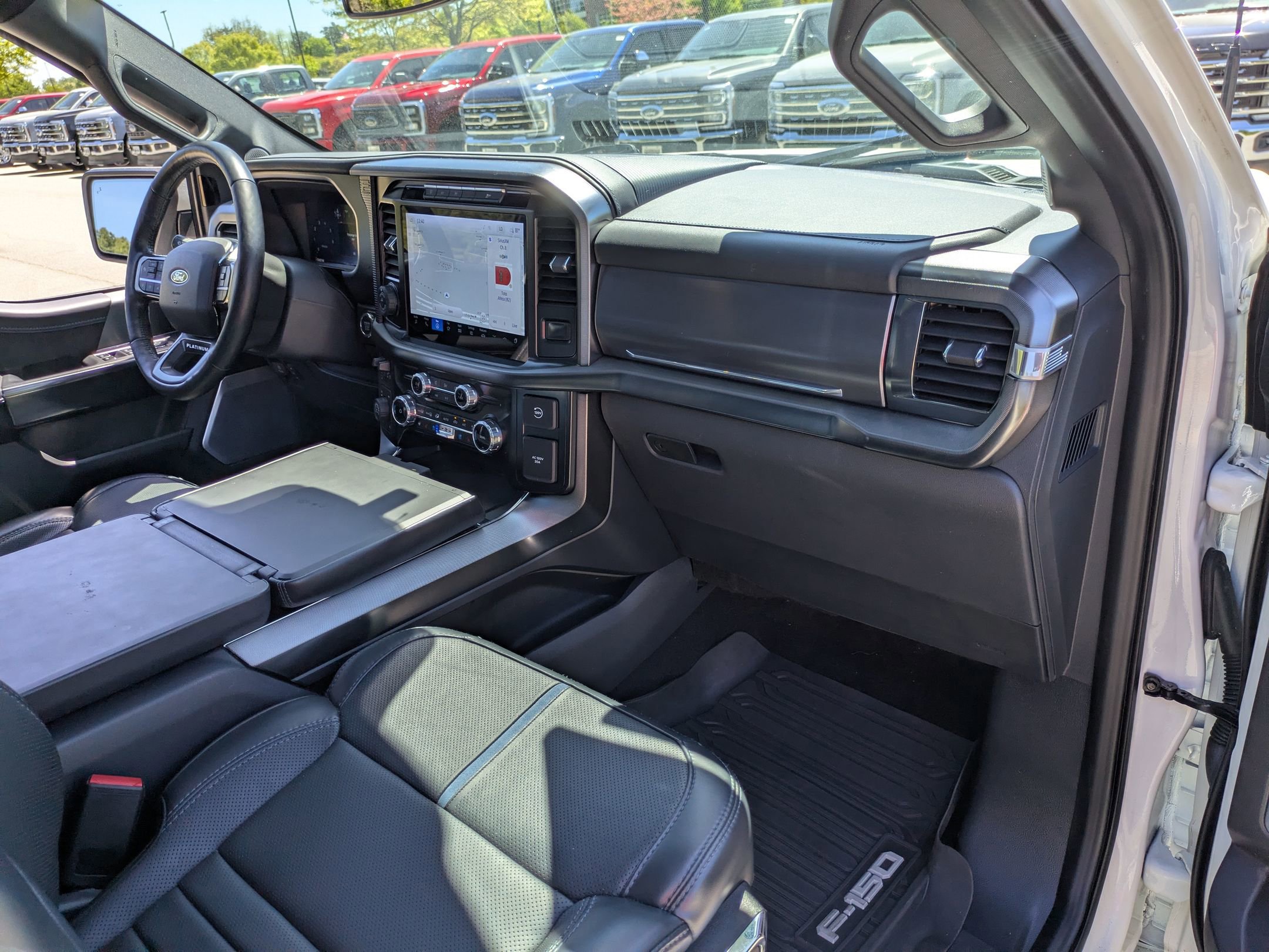 Certified 2024 Ford F150 Platinum w/ Equipment Group 702A High image 44