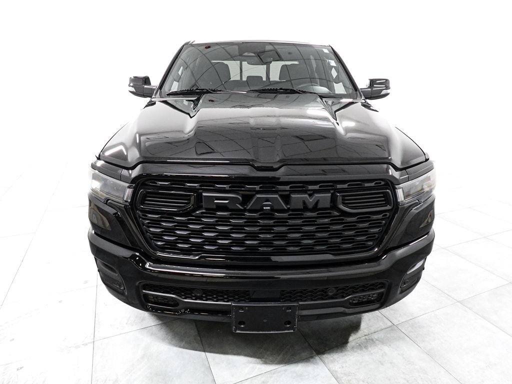 Used 2025 RAM 1500 Big Horn AWD/4WD image 2