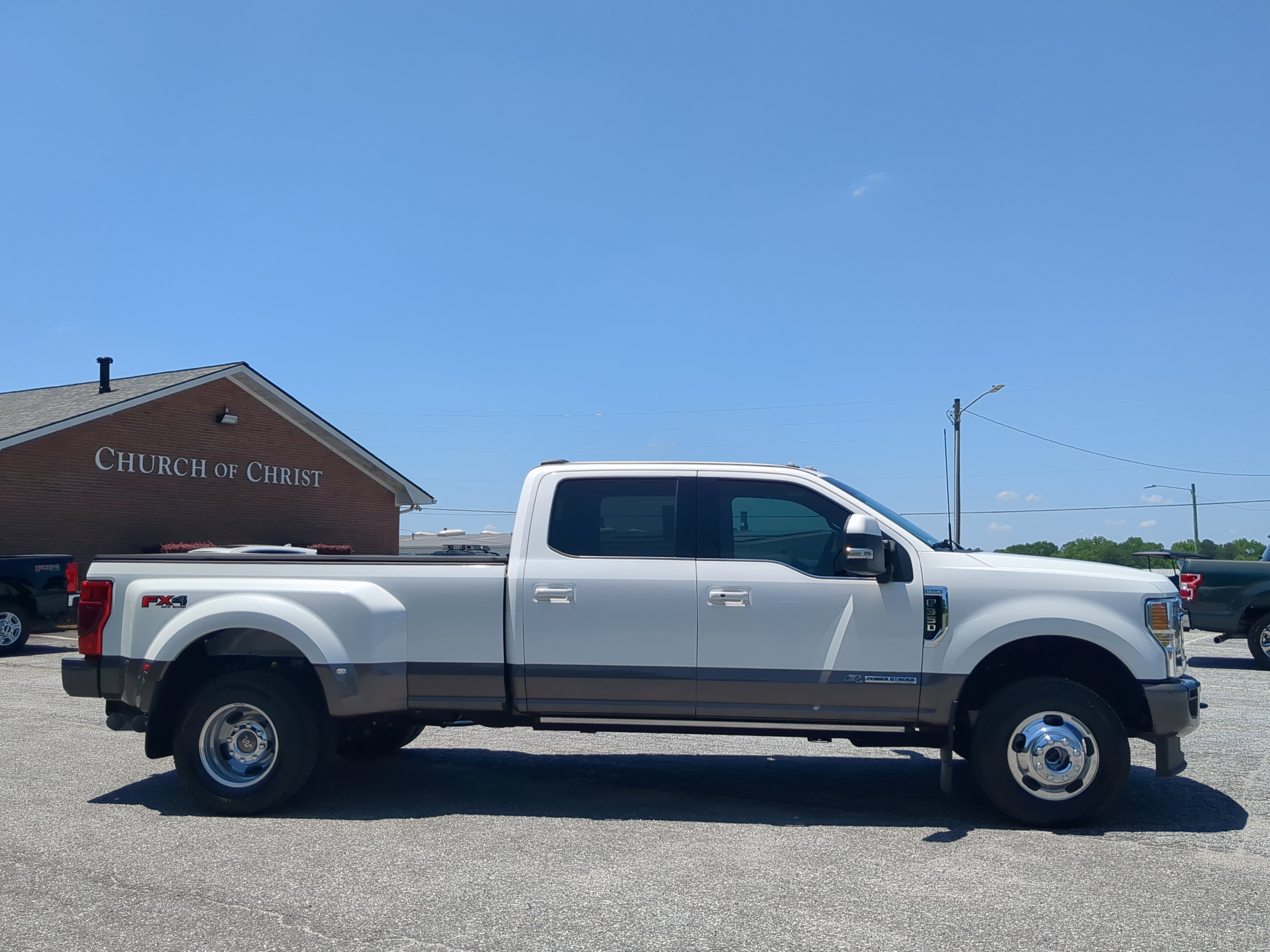 Certified 2022 Ford F350 King Ranch w/ King Ranch Ultimate Package AWD/4WD image 2