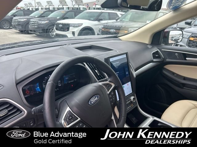 Certified 2022 Ford Edge SEL w/ Convenience Package AWD/4WD image 16