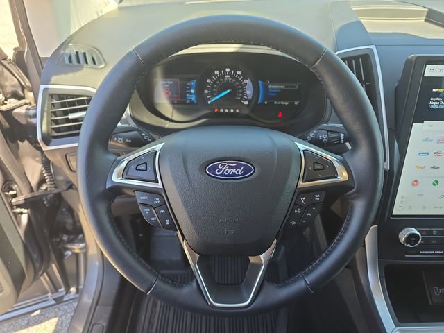 Certified 2020 Ford Edge SEL w/ Convenience Package AWD/4WD image 17