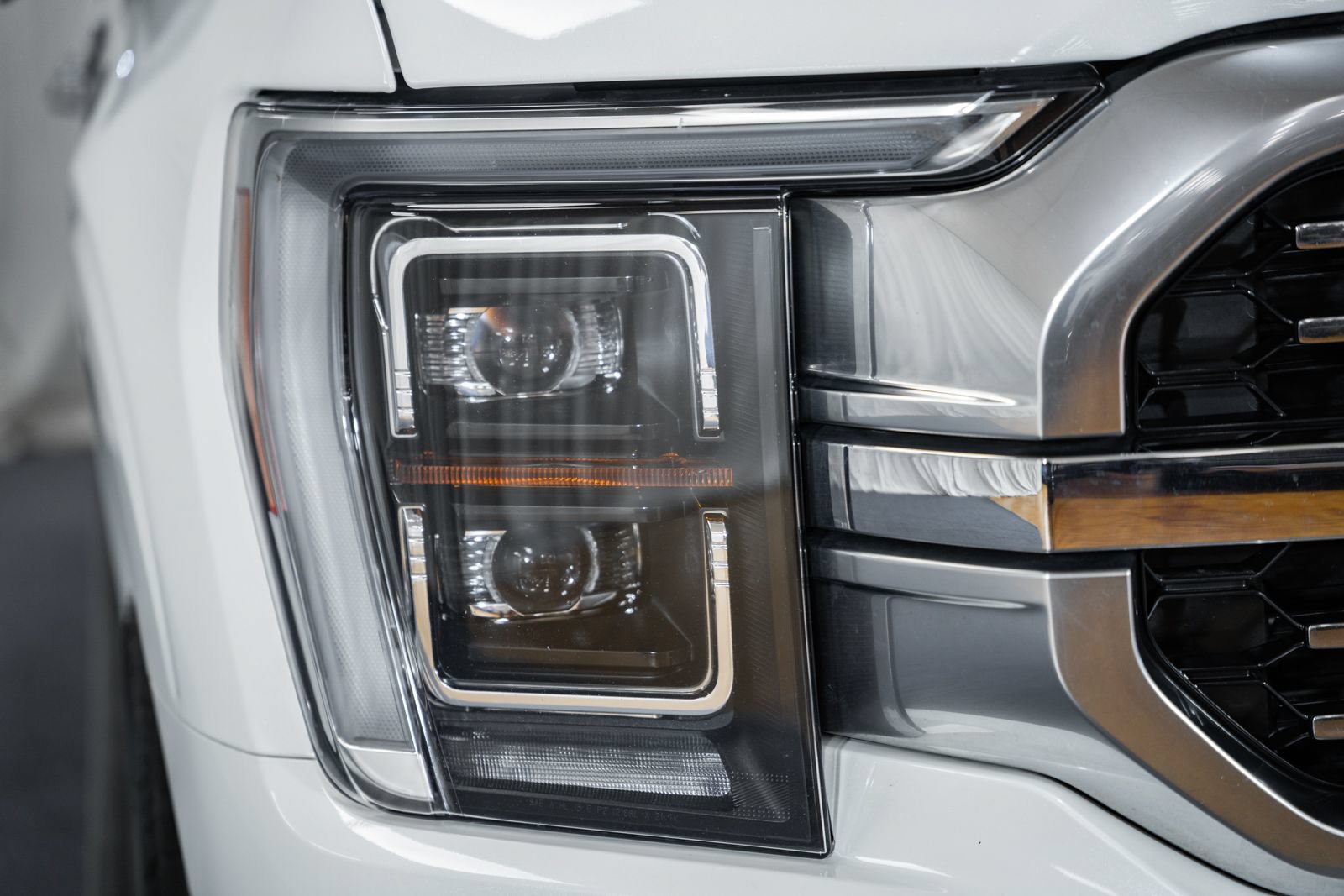 Certified 2023 Ford F150 Platinum AWD/4WD image 13
