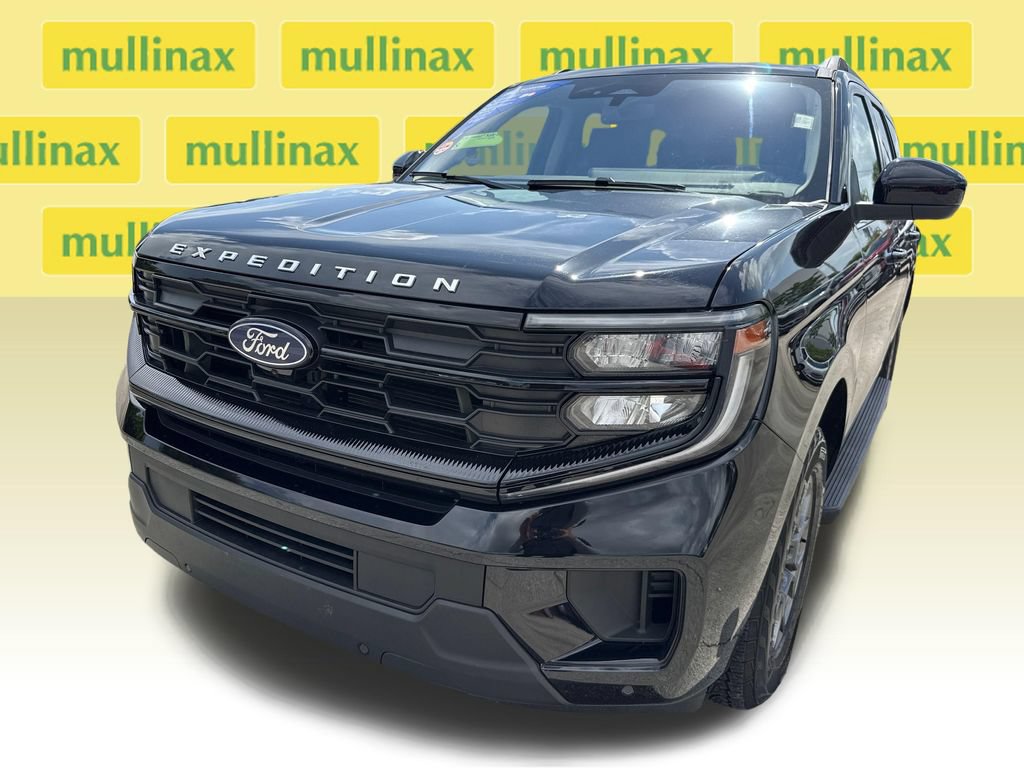 Certified 2025 Ford Expedition Active RWD image 10