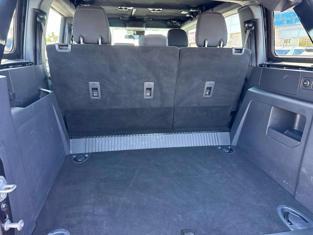 Certified 2021 Ford Bronco 4-Door AWD/4WD image 6