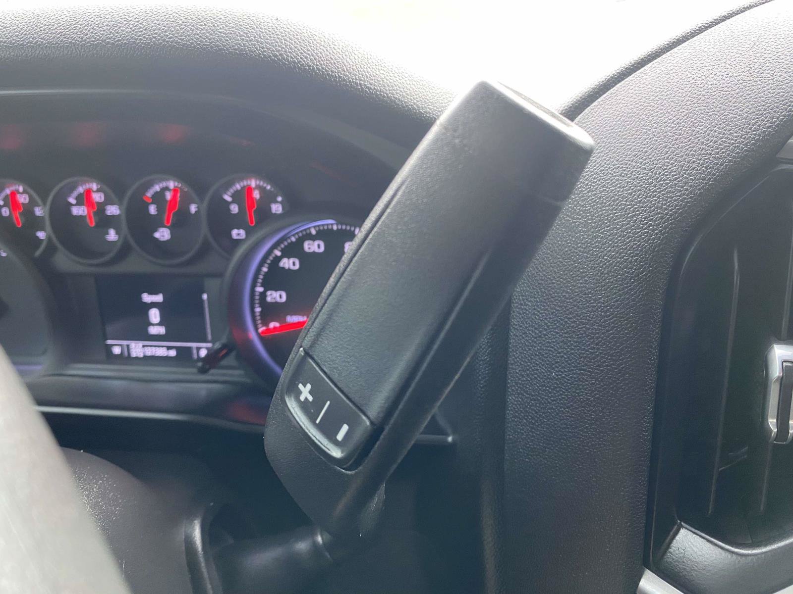 Used 2019 GMC Sierra 1500 4x4 Crew Cab w/ Convenience Package image 25