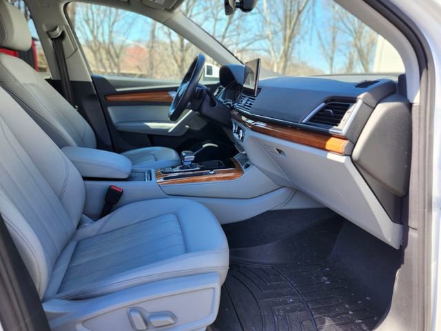Used 2021 Audi Q5 2.0T Premium Plus w/ Premium Plus Package image 11