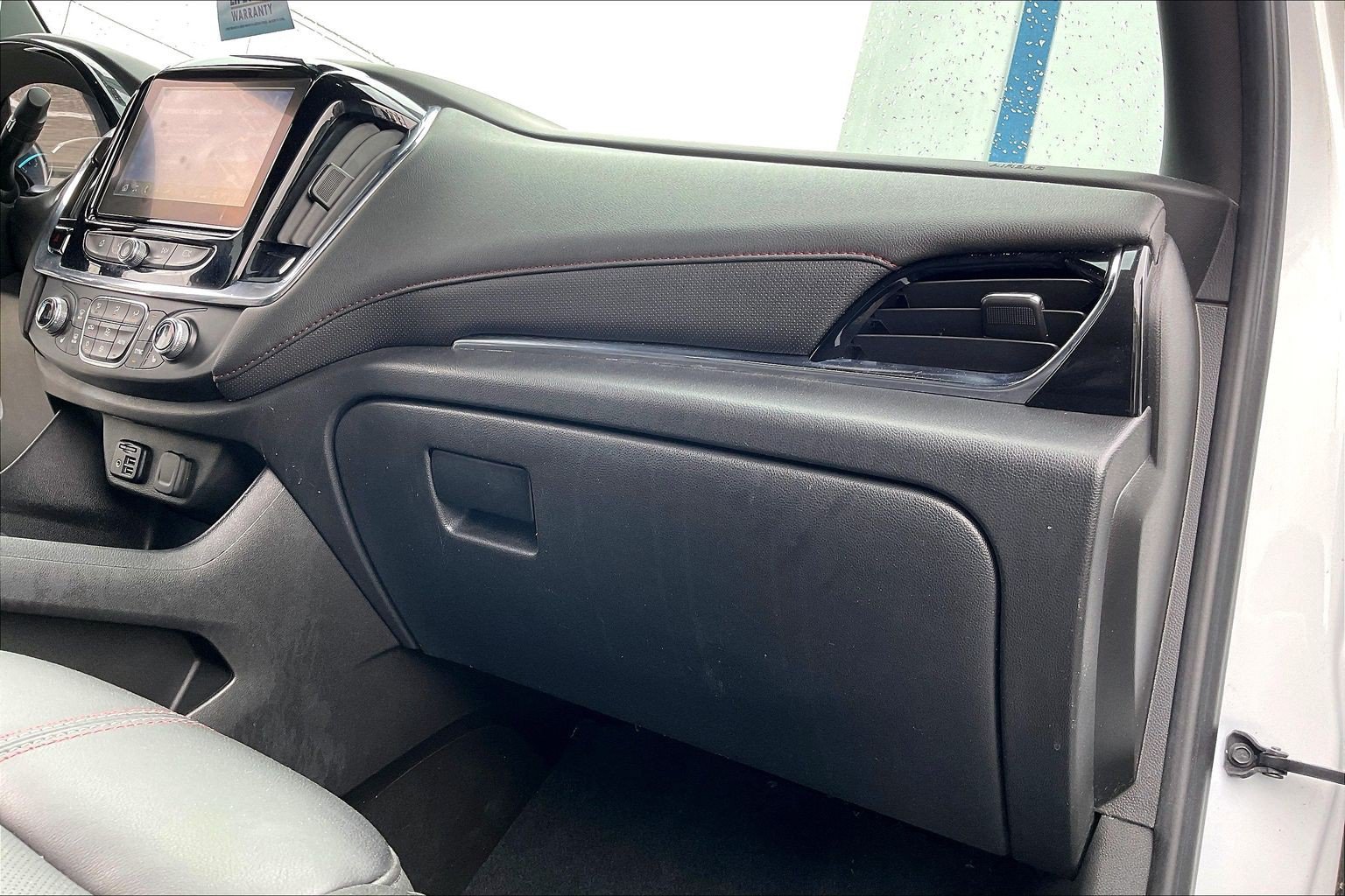 Used 2023 Chevrolet Traverse RS AWD/4WD image 14