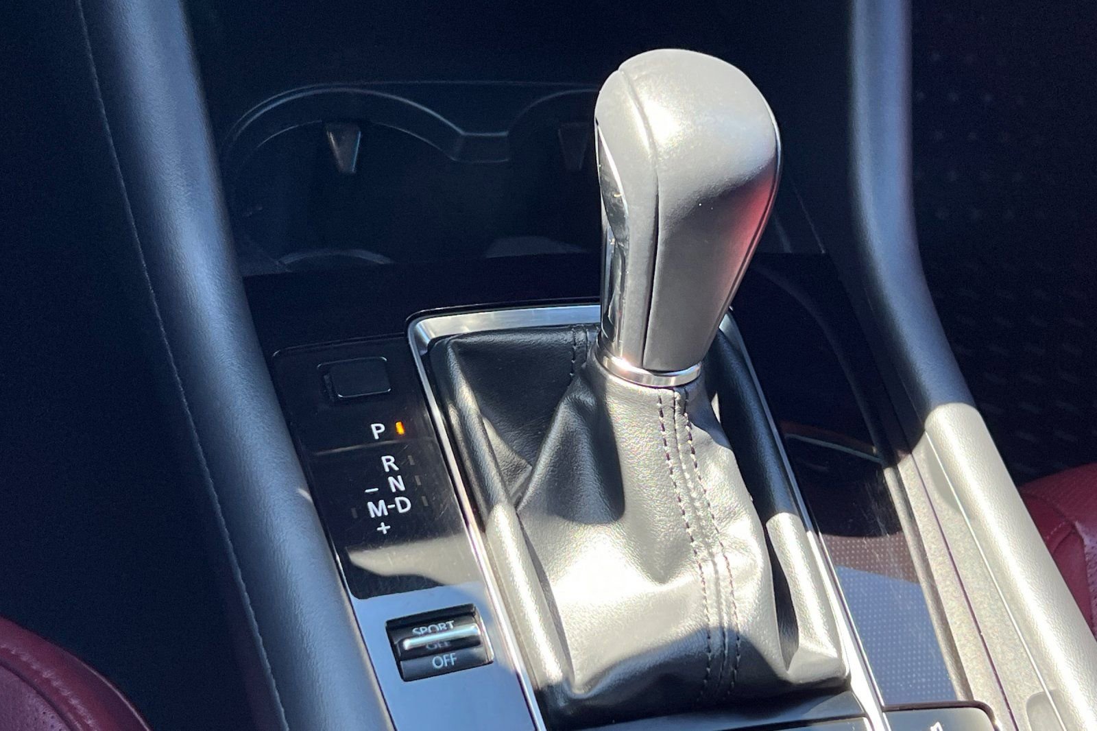 Used 2021 MAZDA MAZDA3 Hatchback w/Premium Plus Pkg image 22