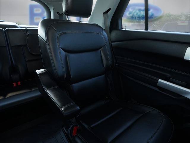 Certified 2022 Ford Explorer XLT w/ Equipment Group 202A AWD/4WD image 19