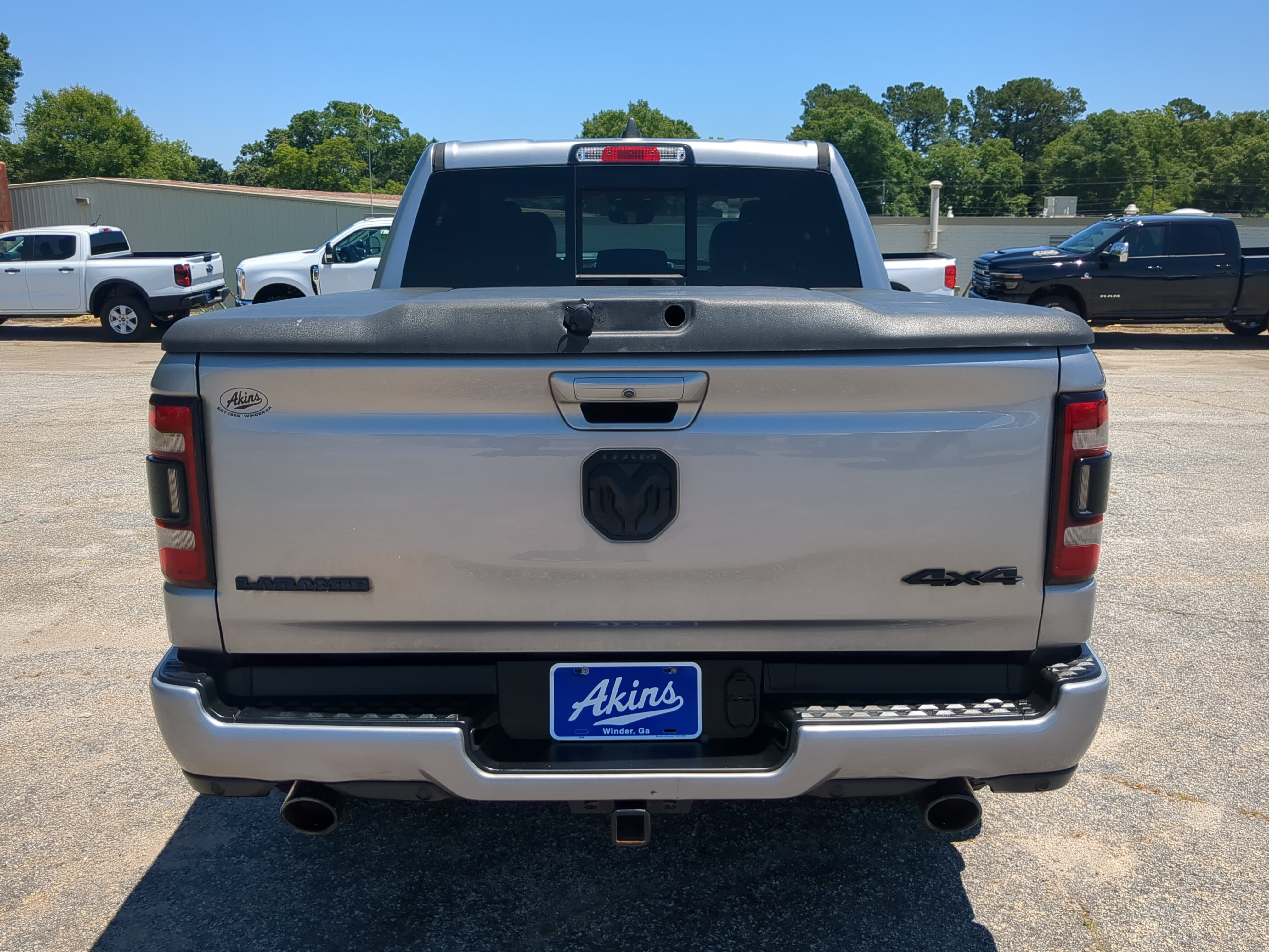 Used 2021 RAM 1500 Laramie AWD/4WD image 4