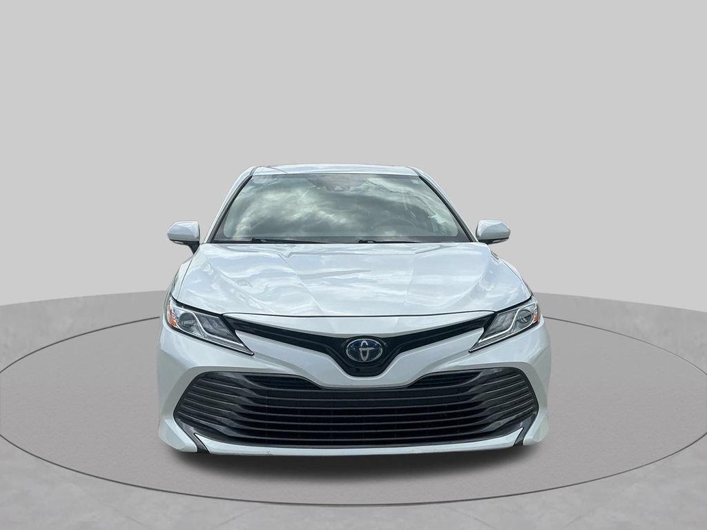 Used 2020 Toyota Camry XLE FWD image 18