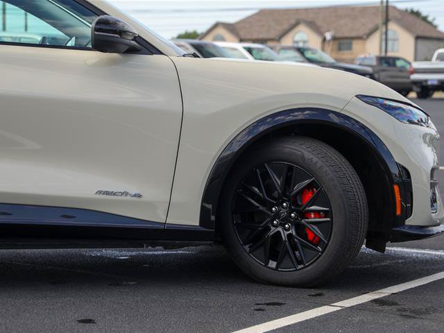 Certified 2025 Ford Mustang Mach-E Premium w/ Sport Appearance Package AWD/4WD image 8