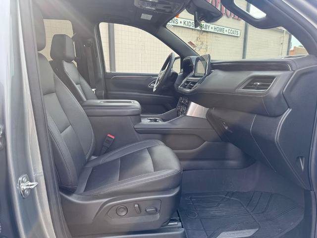 Used 2024 Chevrolet Tahoe Z71 w/ Luxury Package AWD/4WD image 12