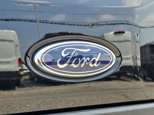 Certified 2025 Ford Transit 350 XLT RWD image 31