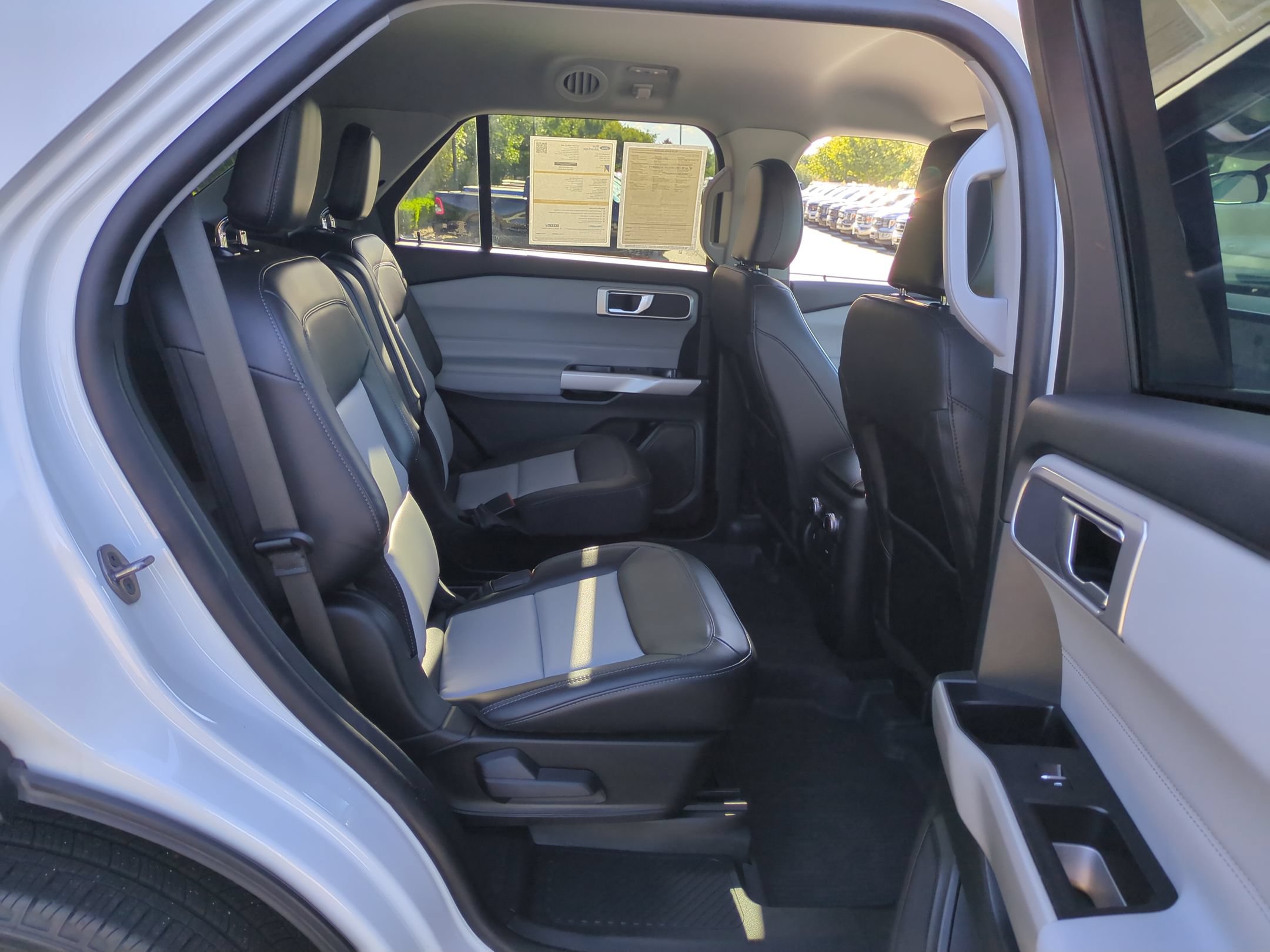 Certified 2024 Ford Explorer XLT w/ Equipment Group 202A AWD/4WD image 36