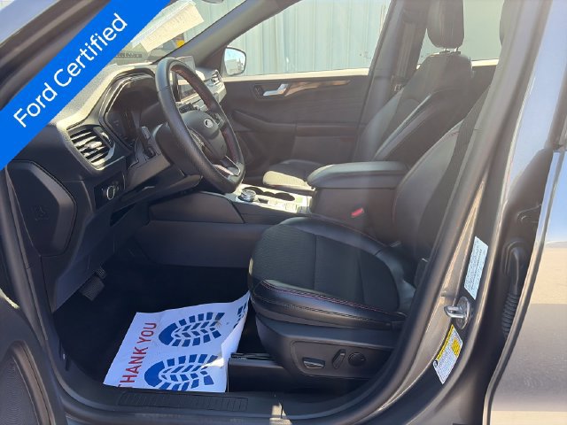 Certified 2025 Ford Escape ST-Line AWD/4WD image 10