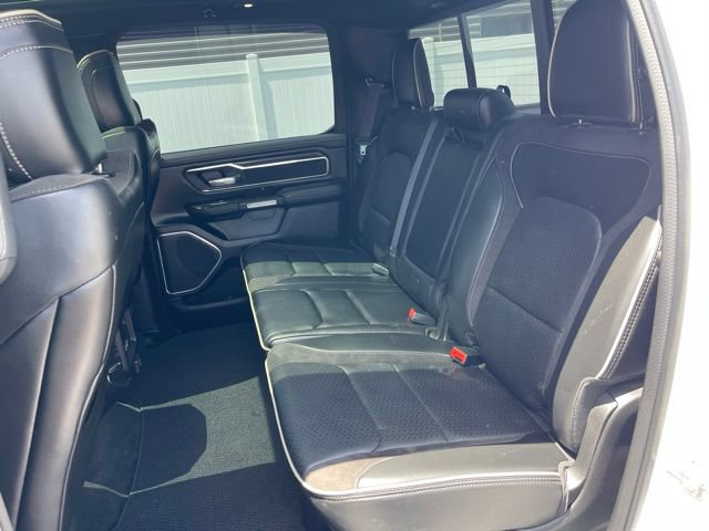 Used 2023 RAM 1500 Laramie AWD/4WD image 18