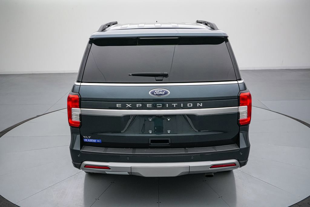 Certified 2024 Ford Expedition XLT image 4