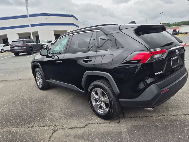 Used 2023 Toyota RAV4 XLE FWD image 6