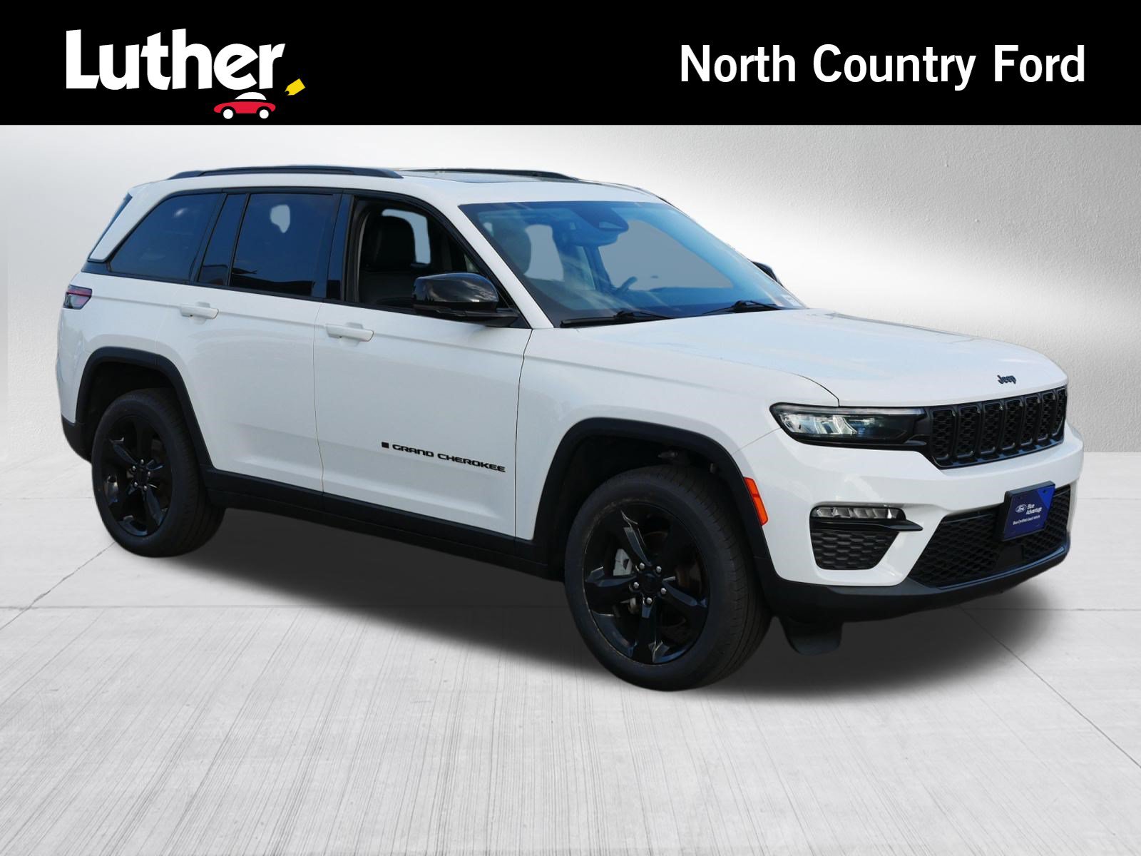 Used 2024 Jeep Grand Cherokee Limited w/ Black Appearance Package