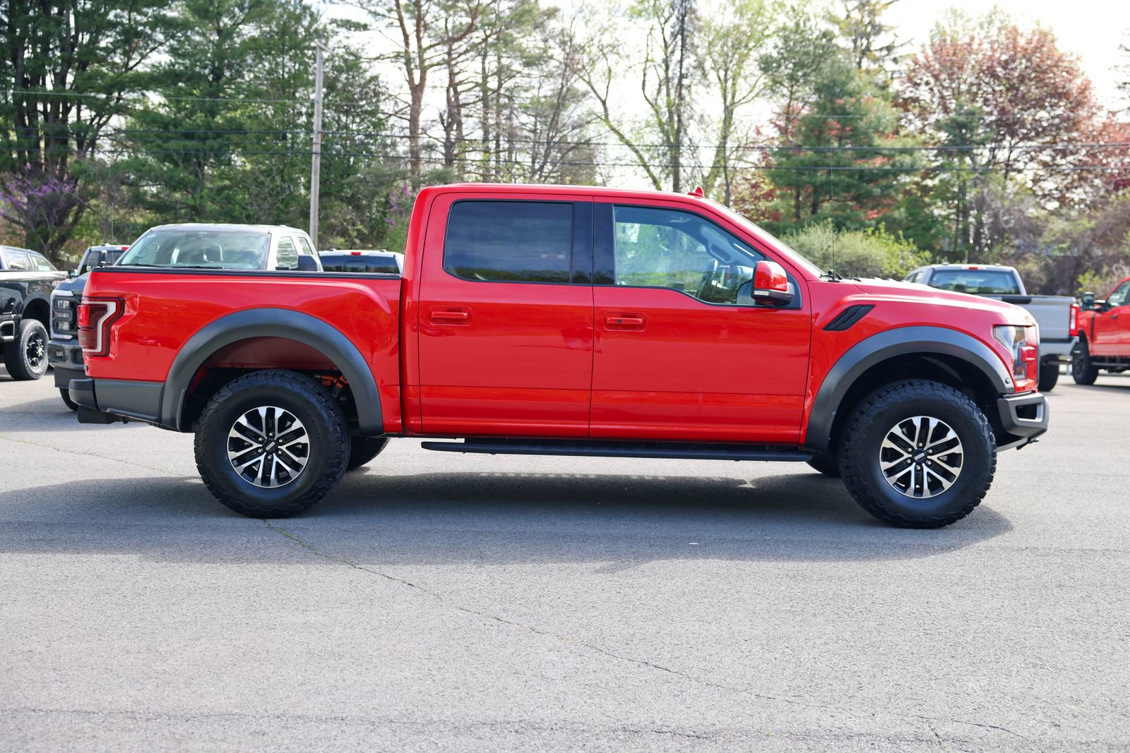 Certified 2019 Ford F150 Raptor w/ Equipment Group 802A Luxury AWD/4WD image 3