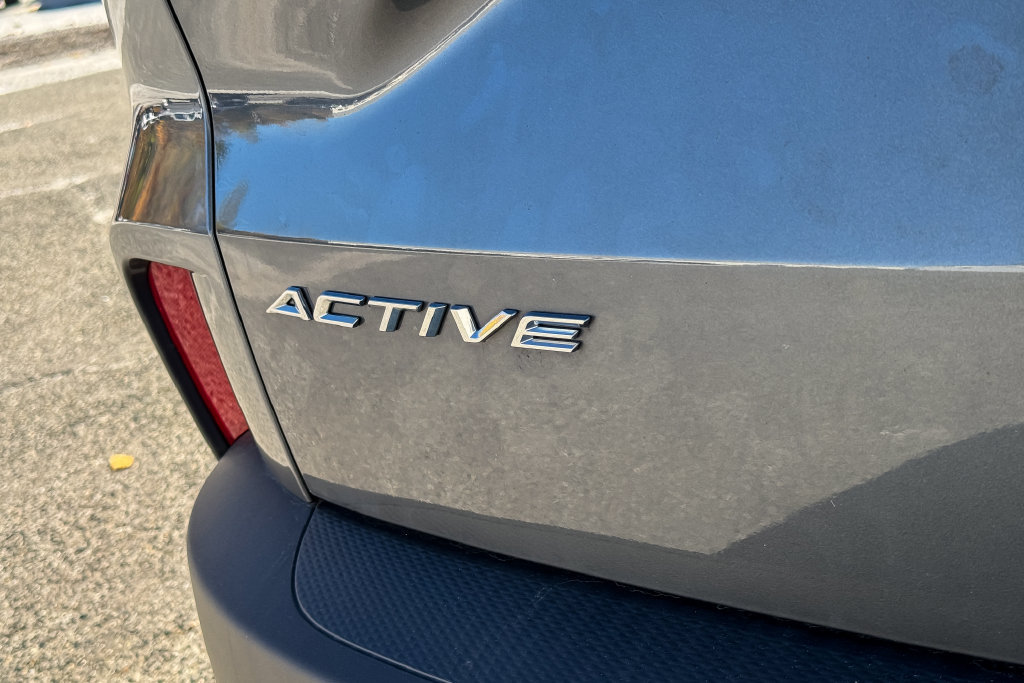 Certified 2025 Ford Escape Active AWD/4WD image 14