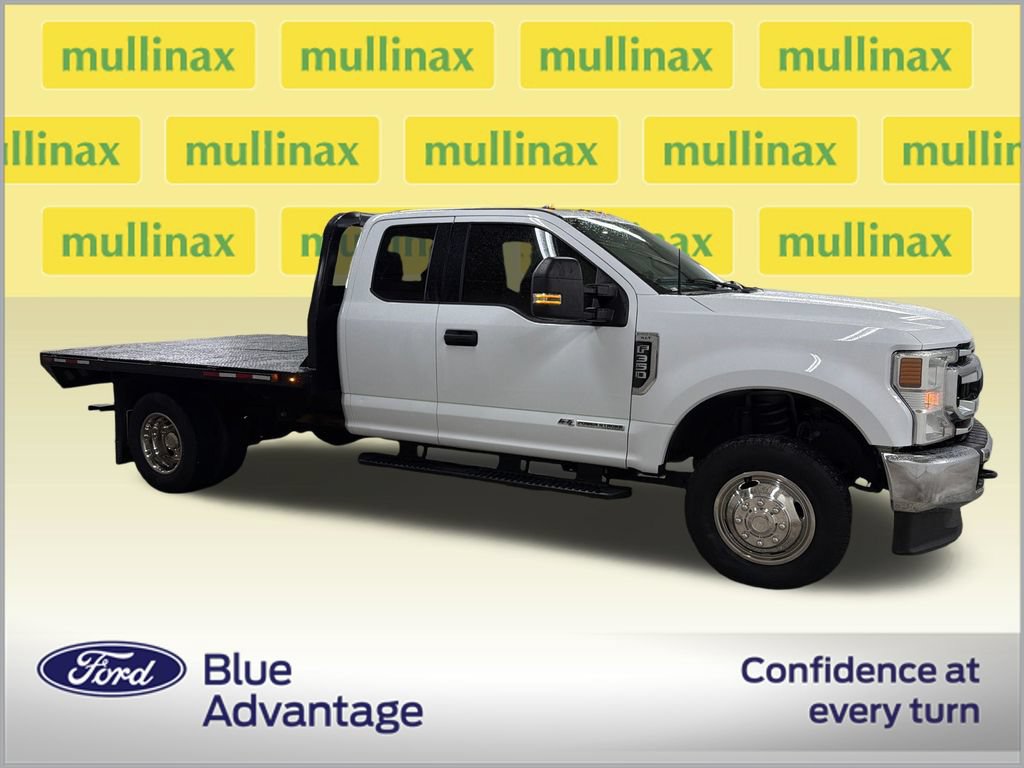 Certified 2022 Ford F350 XLT AWD/4WD image 2