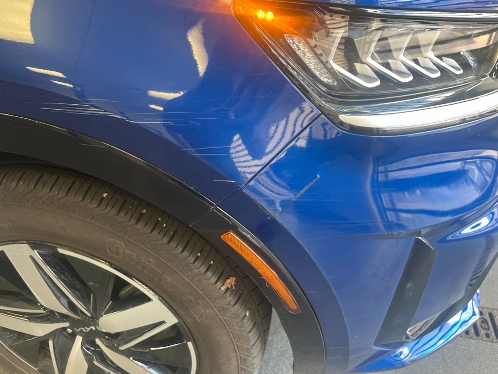 Used 2023 Kia Sorento S w/ Panoramic Sunroof Package FWD image 12