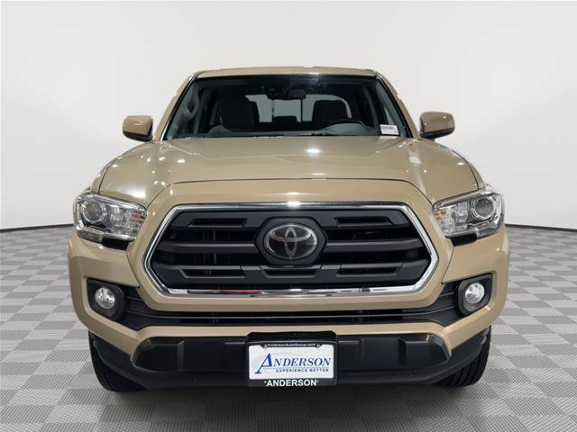 Used 2018 Toyota Tacoma SR5 RWD image 4