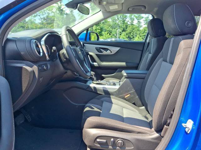 Used 2025 Chevrolet Blazer LT AWD/4WD image 17